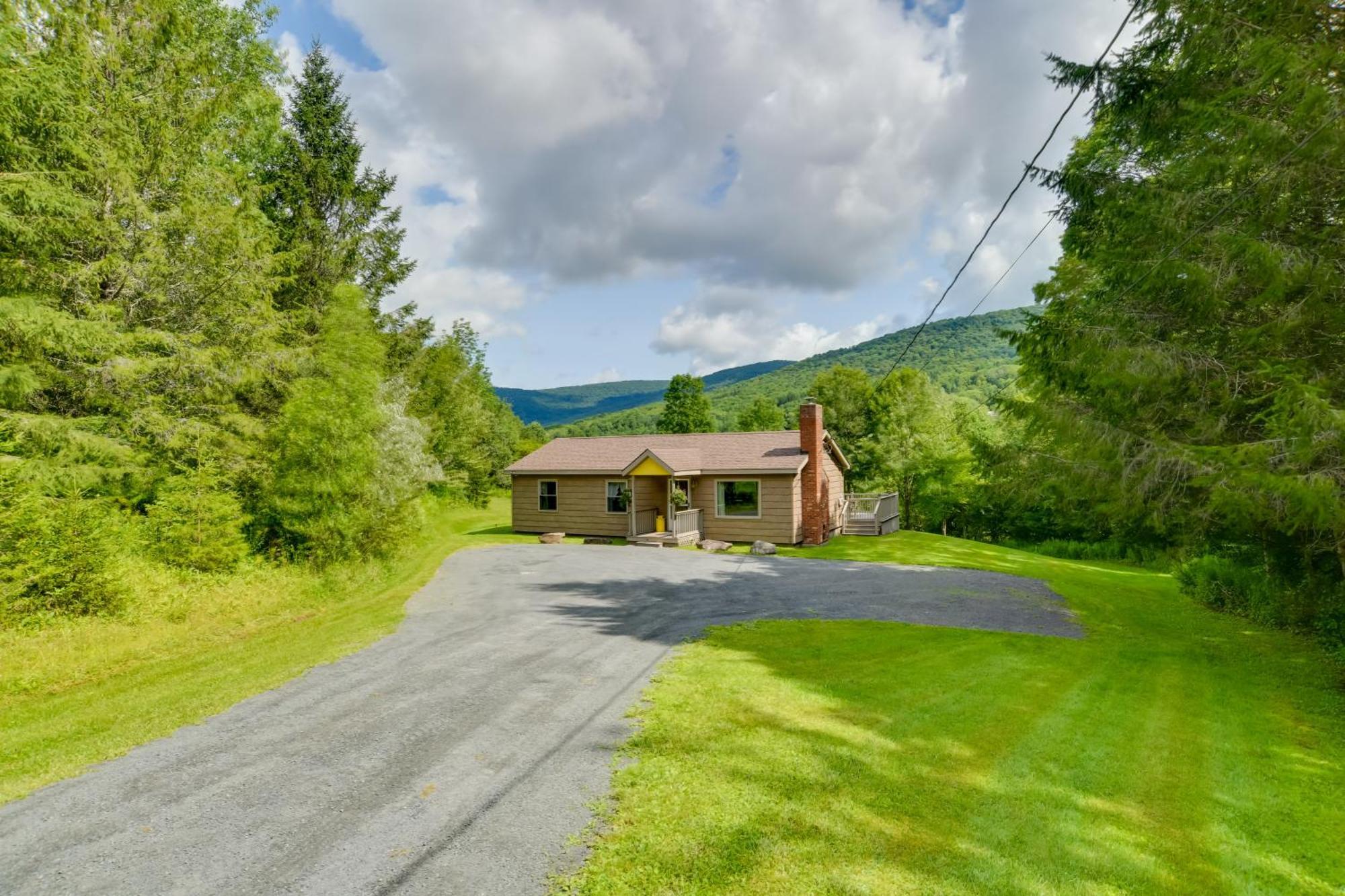 Quiet Catskills Getaway With Deck And Mtn Views New Kingston Zewnętrze zdjęcie